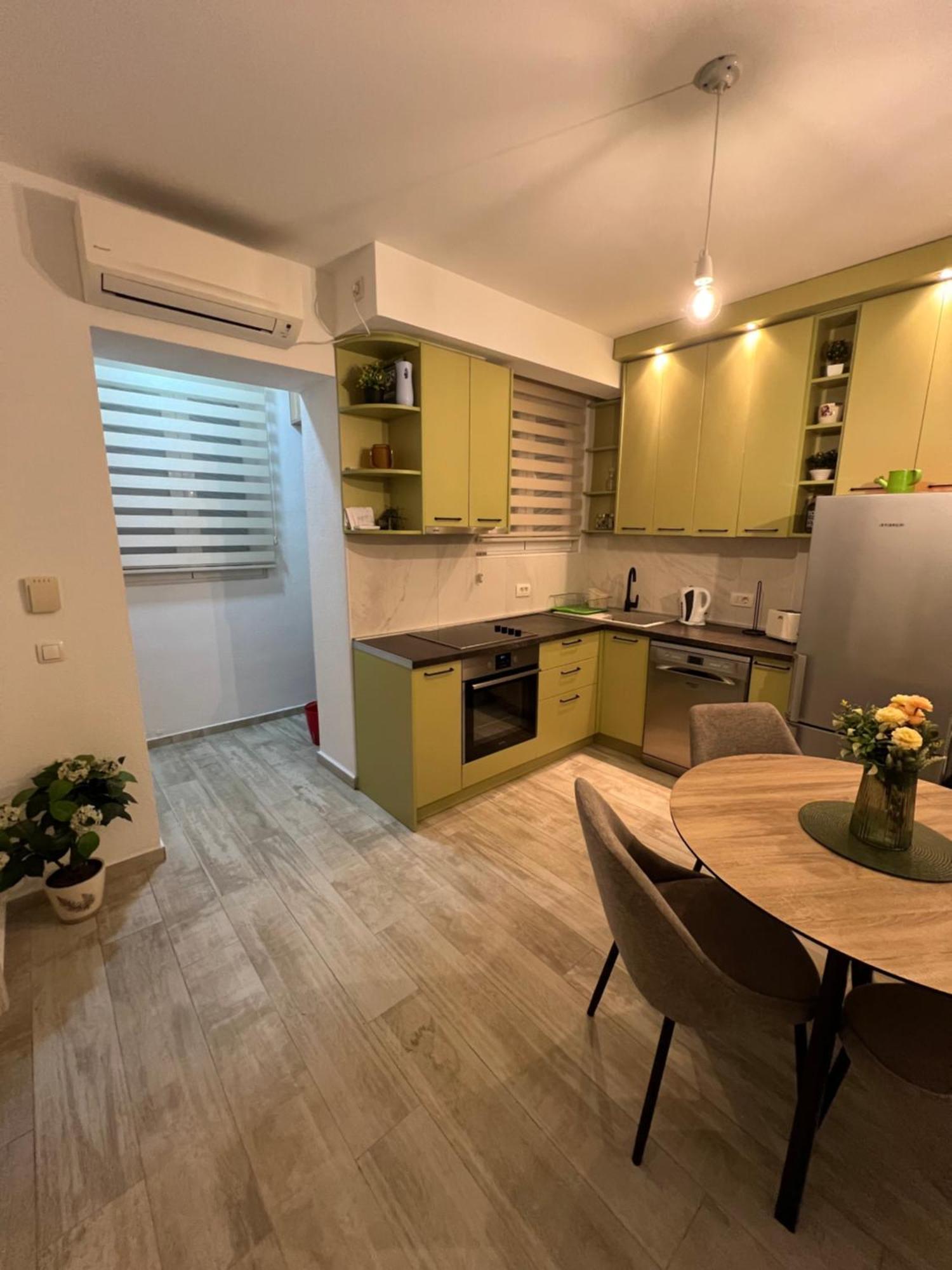 Apartman Nadja Apartment Kotor Exterior photo